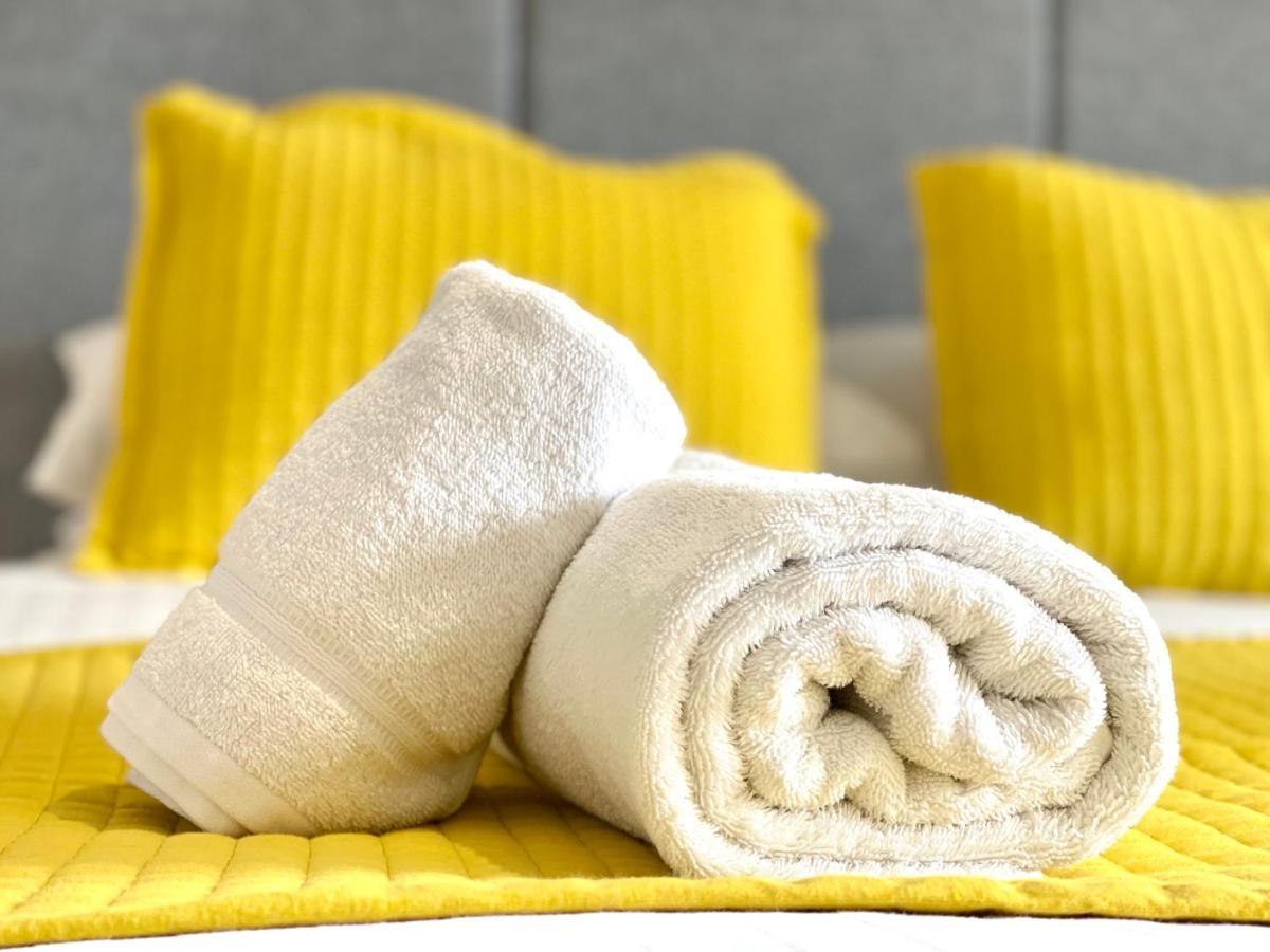 Sea View Family Stay By Beach Gym & Parking بورنماوث المظهر الخارجي الصورة