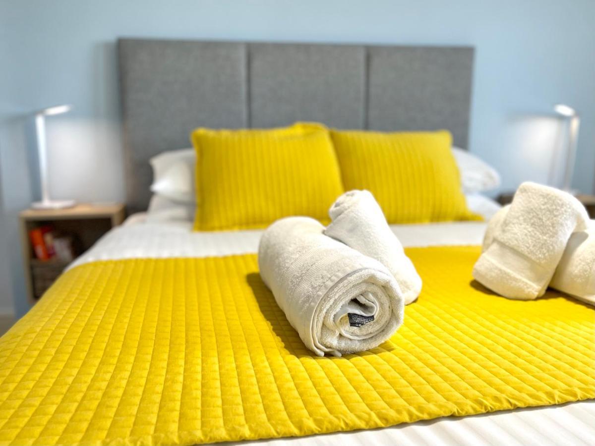 Sea View Family Stay By Beach Gym & Parking بورنماوث المظهر الخارجي الصورة