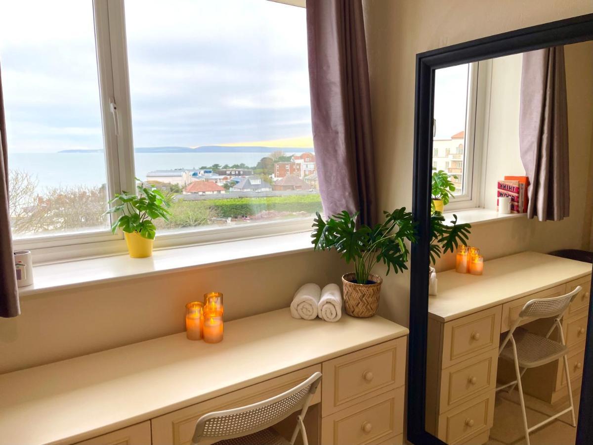 Sea View Family Stay By Beach Gym & Parking بورنماوث المظهر الخارجي الصورة