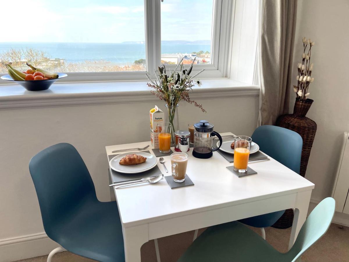 Sea View Family Stay By Beach Gym & Parking بورنماوث المظهر الخارجي الصورة